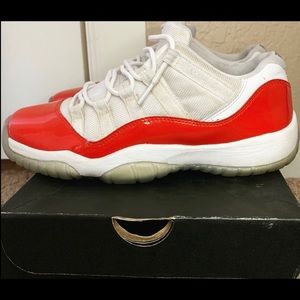 Jordan 11 Cherry low